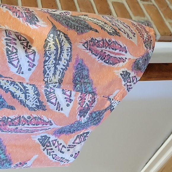 NWT LulaRoe "Irma" Tee - Picture 3 of 4